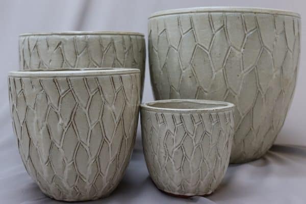 GLAZED POT EGG MAYA CREAM