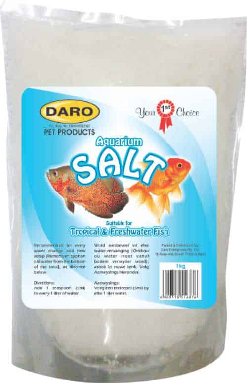 A close-up of a package of Daro Aquarium Salt with an image of two fish on it.