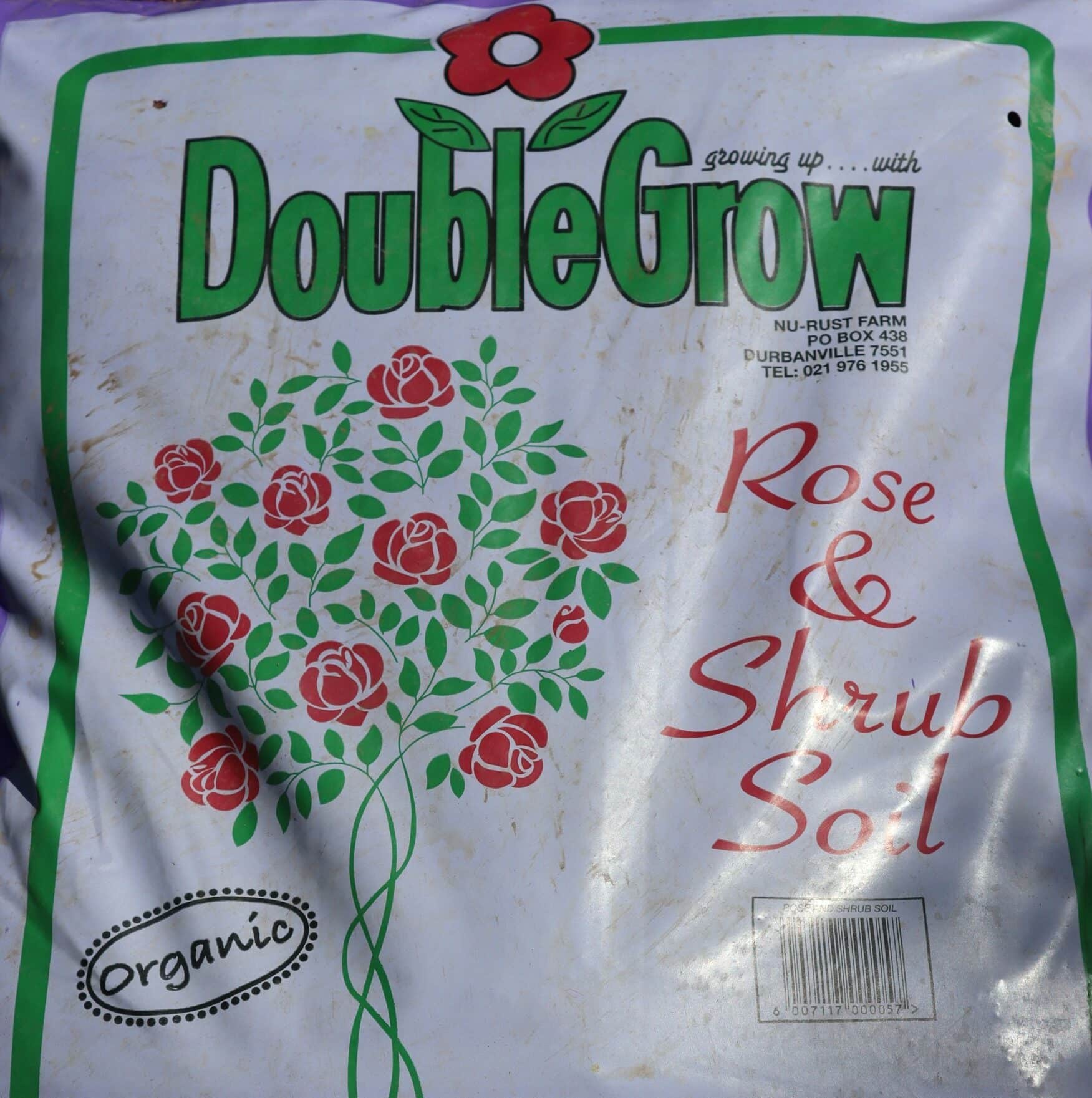 A 30DM bag of Double Grow rose and shrub soil mix.