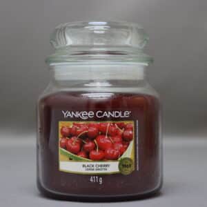 YANKEE CANDLE BLACK CHERRY MEDIUM 411g